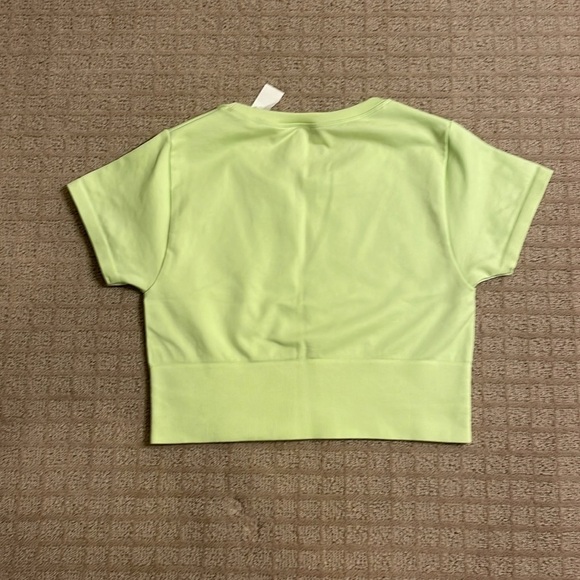Aerie Offline Lime Green Casual Top - Picture 3 of 3